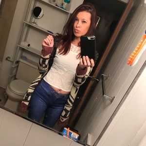 Meet your Posher, Danielle